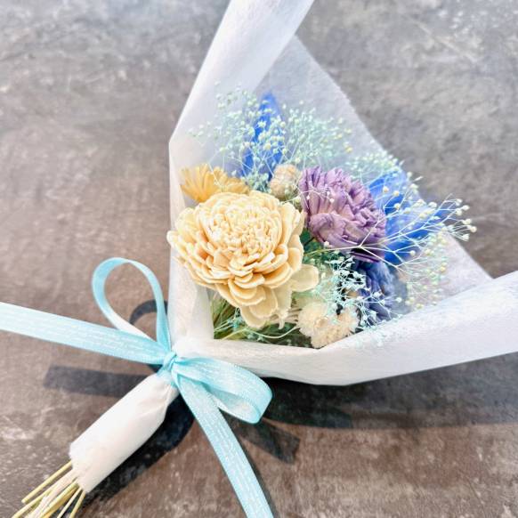 "母の日限定商品"プリザーブドフラワー「花日和 そよかぜ」