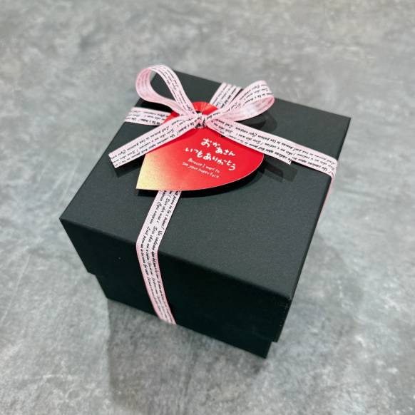 "母の日限定商品"プリザーブドフラワー「THE BOX」